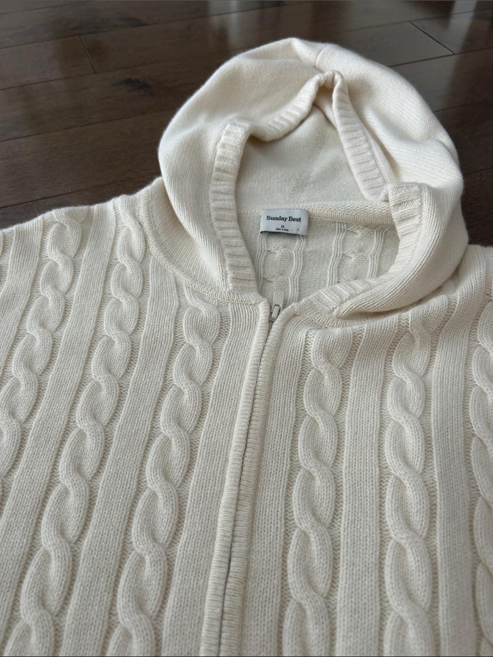 Aritzia - Sunday Best Cream Cable-Knit Hooded Zip Cardigan - Picture 3 of 4